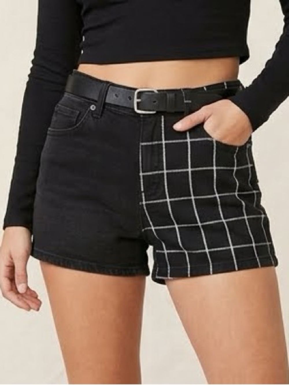 Hot Topic Black Windowpane‎ Split Denim Jean Shorts Sz-11.  T20